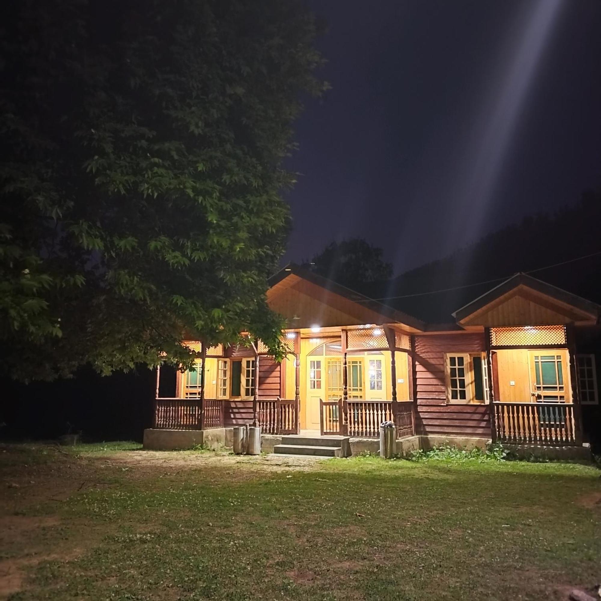 Grand View Resorts Chatpal Islamabad Eksteriør billede